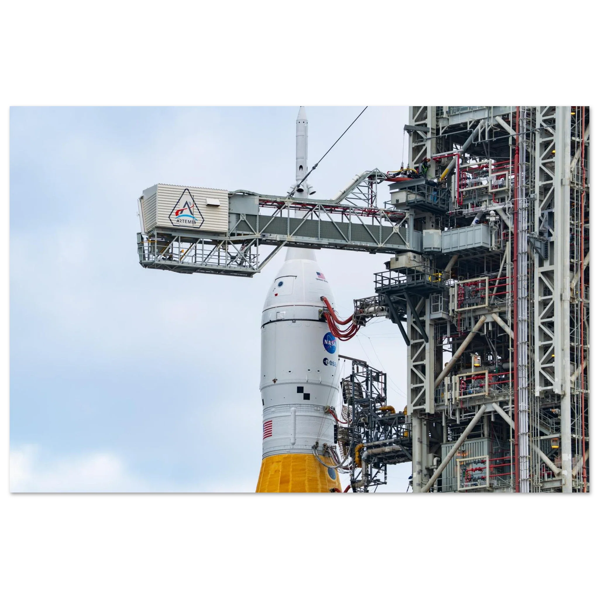 The Final Walkway to the Moon - Image 5